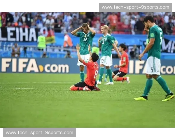 德意志战车vs桑巴军团：绿茵场上的宿命、复仇与永恒诗篇